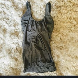 Lululemon workout top